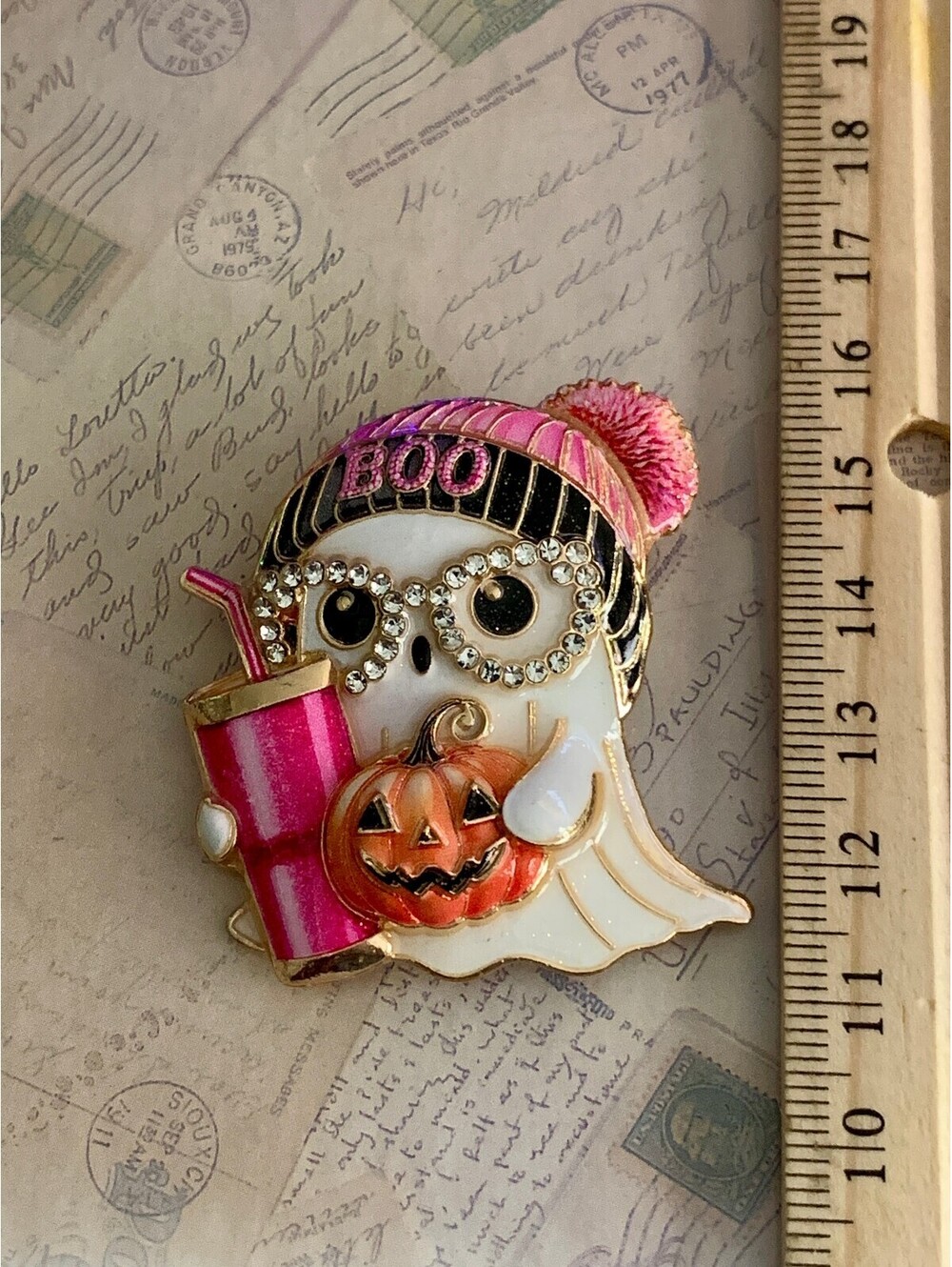 Cute Halloween Ghost Brooch with Pumpkin & Pink 'Boo' Beanie Hat Brooch - Picture 3 of 4